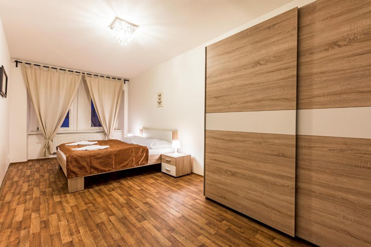 Teplice Apartments Dlouha Bagian luar foto