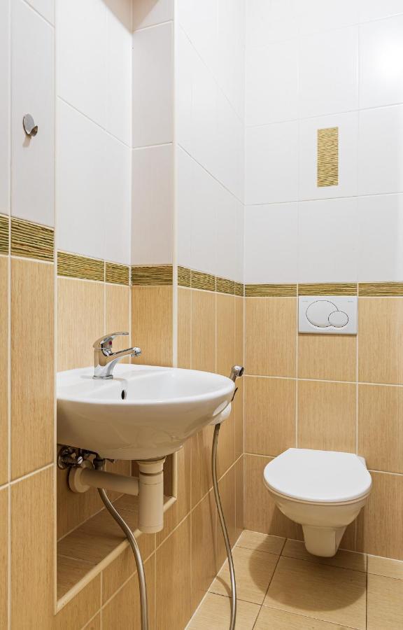 Teplice Apartments Dlouha Bagian luar foto